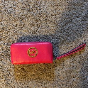 Michael Kors wallet/wristlet